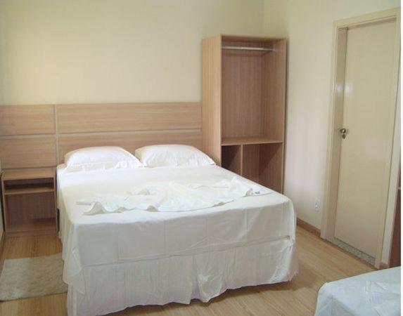 Hotel Perez Pouso Alegre Kamer foto