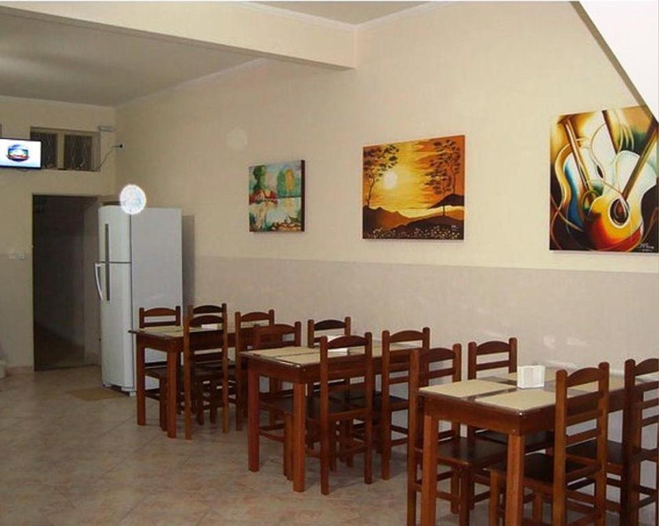Hotel Perez Pouso Alegre Buitenkant foto