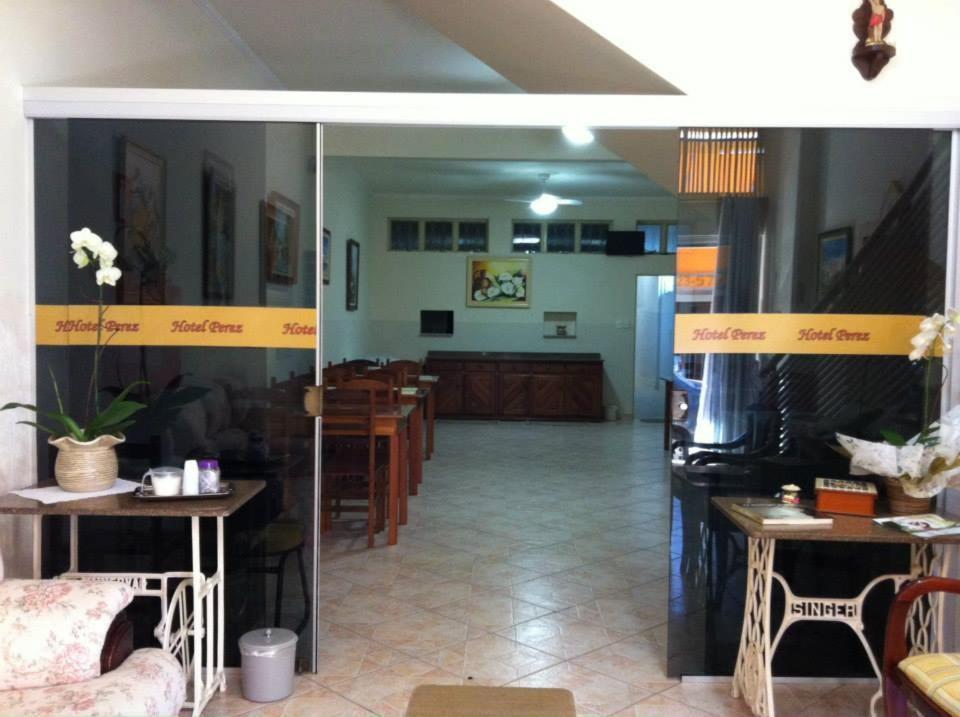 Hotel Perez Pouso Alegre Buitenkant foto