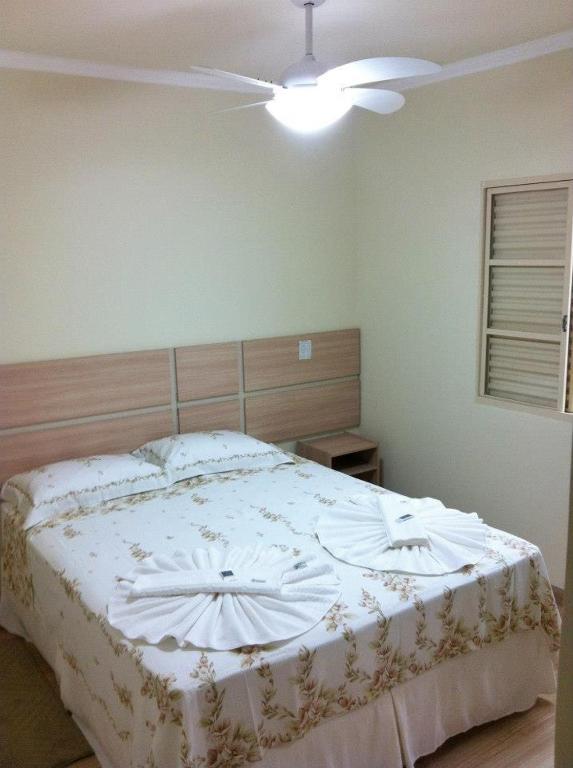 Hotel Perez Pouso Alegre Buitenkant foto